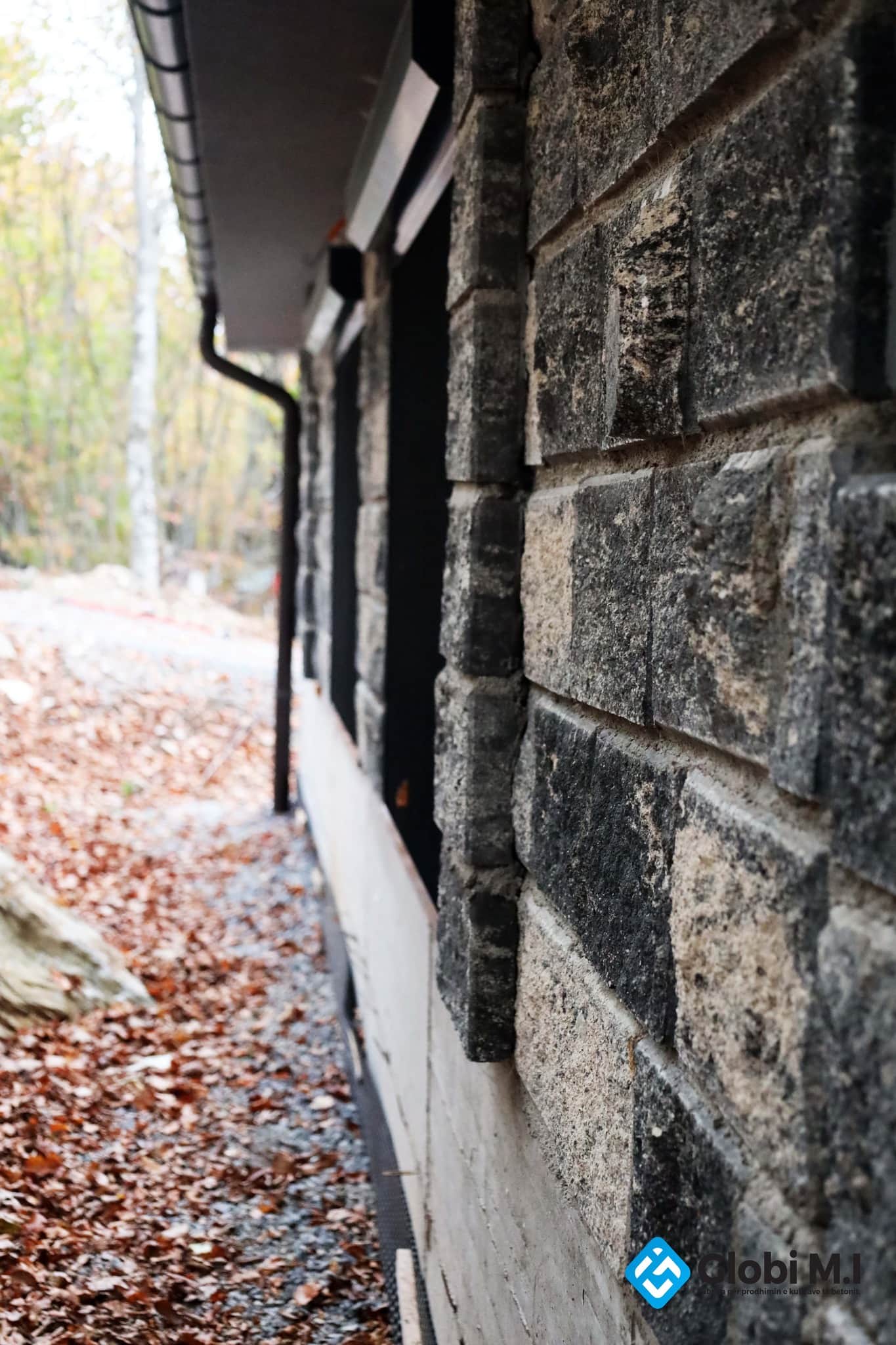 Close view of the rough surface of the concrete elements.