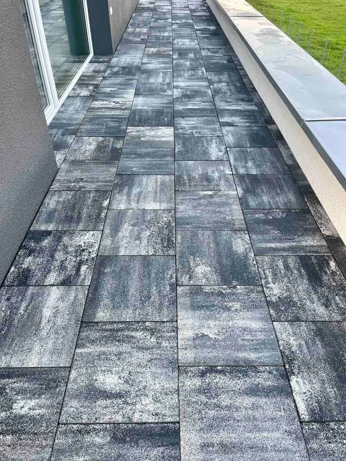 Courtyard — a Globi MI project